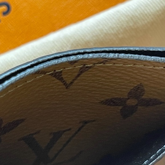 BNIB Louis Vuitton Reverse Monogram Card Holder Case M69161 Made in France - Picture 12 of 12